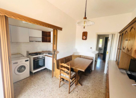 Appartamento per 70 000 euro a Gorizia, Italia