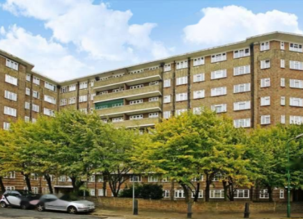 Appartamento per 330 000 euro a Londra, Regno Unito