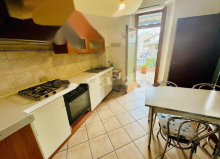 Appartamento per 89 000 euro a Gorizia, Italia