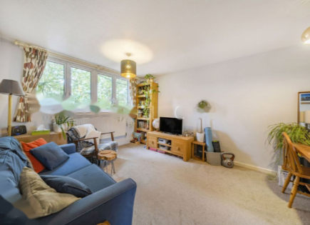 Flat for 350 000 euro in London, United Kingdom