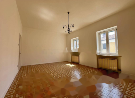 Appartamento per 125 000 euro a Gorizia, Italia