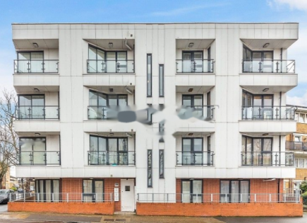 Flat for 375 000 euro in London, United Kingdom