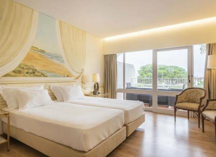 Hotel para 1 200 000 euro en Carvoeiro, Portugal