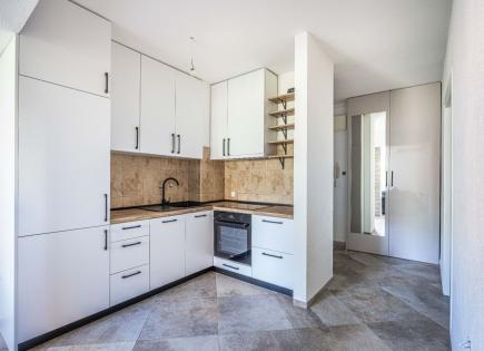 Appartamento per 250 000 euro a Tivat, Montenegro