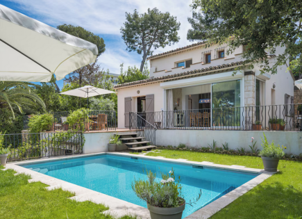 Villa a Antibes, Francia (prezzo su richiesta)