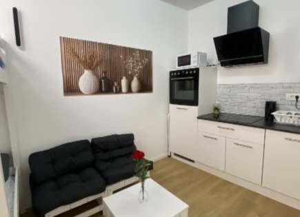 Appartamento per 195 000 euro a Capodistria, Slovenia