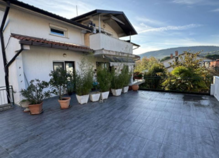 Appartamento per 369 600 euro a Capodistria, Slovenia