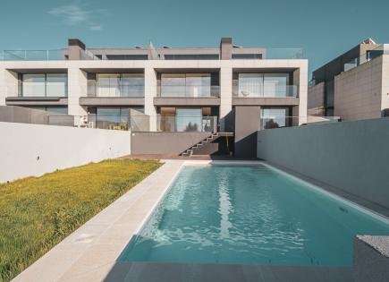 Casa adosada para 1 250 000 euro en Oporto, Portugal