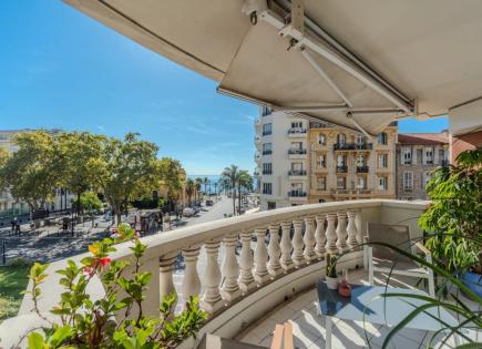 Apartment for 537 000 euro in Nice, France