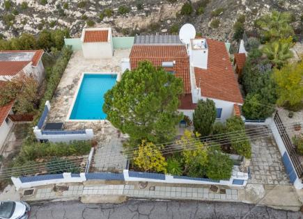 Bungalow per 420 000 euro a Paphos, Cipro
