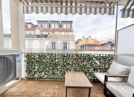 Apartment for 627 000 euro in Nice, France