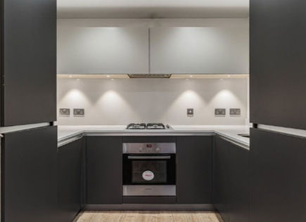 Flat for 400 000 euro in London, United Kingdom