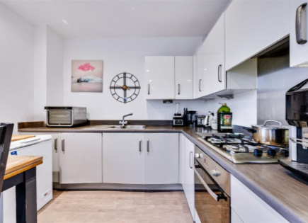 Wohnung für 360 000 euro in London, Großbritannien