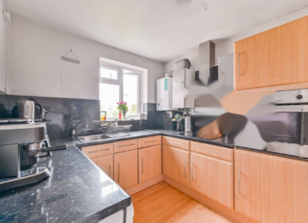 Flat for 400 000 euro in London, United Kingdom