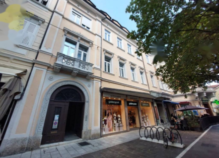 Appartamento per 138 000 euro a Gorizia, Italia