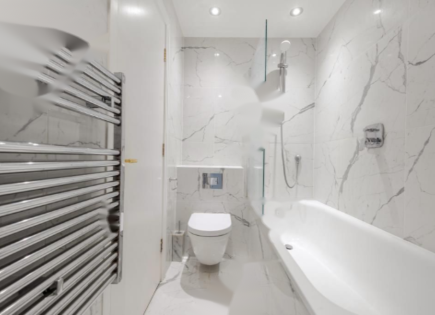 Flat for 390 000 euro in London, United Kingdom