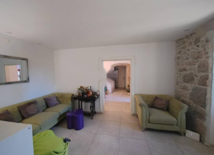 Flat for 407 240 euro in Opatija, Croatia