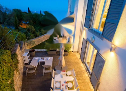 Flat for 525 000 euro in Opatija, Croatia