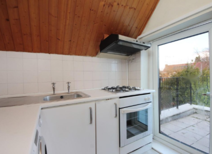 Flat for 400 000 euro in London, United Kingdom