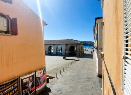 Piso para 145 000 euro en Koper, Eslovenia