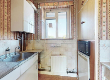 Flat for 300 000 euro in London, United Kingdom