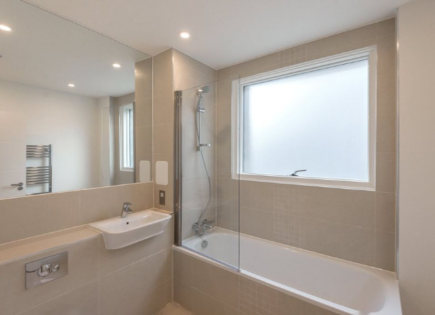 Flat for 400 000 euro in London, United Kingdom