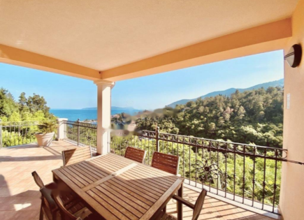 Wohnung für 790 000 euro in Opatija, Kroatien