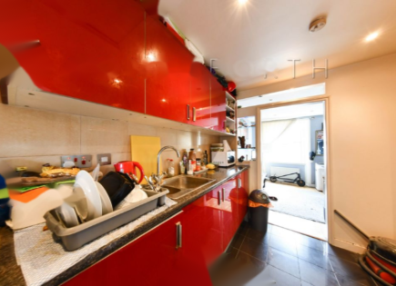 Appartamento per 265 000 euro a Londra, Regno Unito