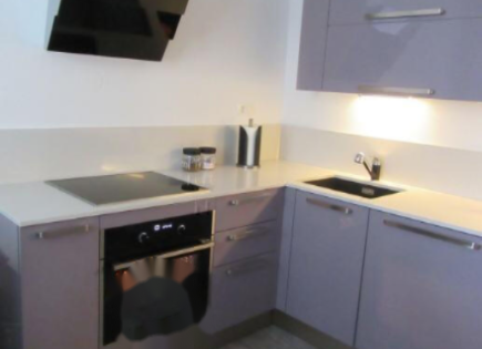 Piso para 289 000 euro en Divača, Eslovenia