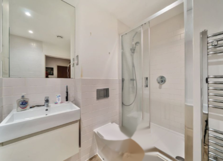 Appartamento per 400 000 euro a Londra, Regno Unito