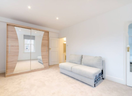 Flat for 340 000 euro in London, United Kingdom