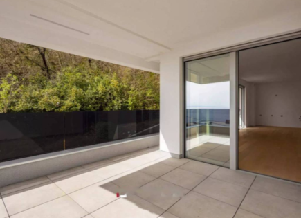 Flat for 687 400 euro in Opatija, Croatia