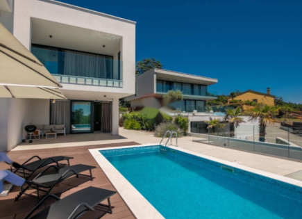 Appartamento per 860 000 euro a Opatija, Croazia