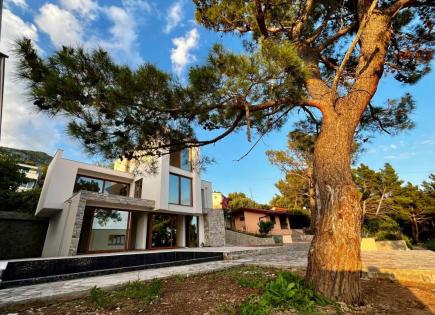 Casa per 650 000 euro in Montenegro