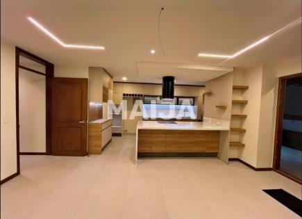 Appartement pour 2 045 Euro par mois en Équateur