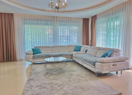 Penthouse for 335 000 euro in Alanya, Turkey