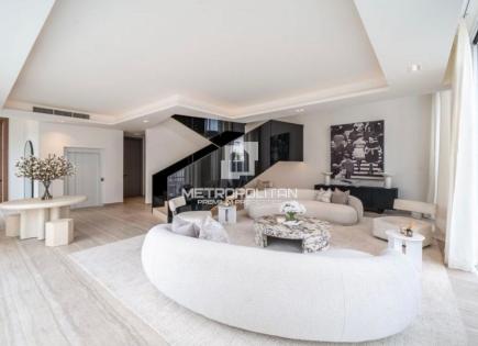 Villa for 2 326 356 euro in Dubai, UAE