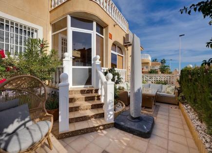 Chalet pour 310 000 Euro à Torrevieja, Espagne