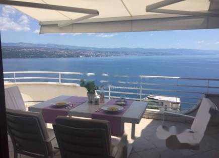 Flat for 675 000 euro in Opatija, Croatia