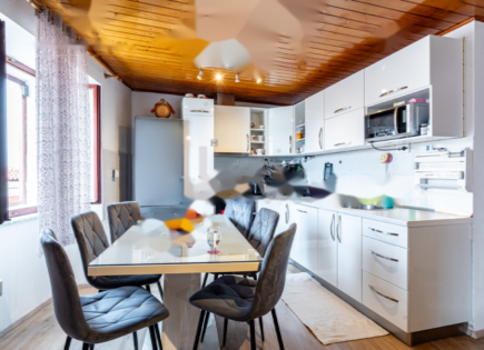 Appartamento per 470 000 euro a Isola, Slovenia