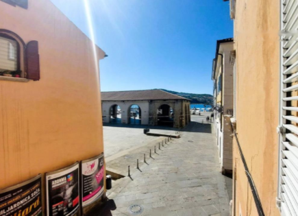 Wohnung für 145 000 euro in Koper, Slowenien