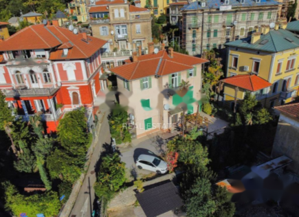 Appartamento per 1 200 000 euro a Opatija, Croazia