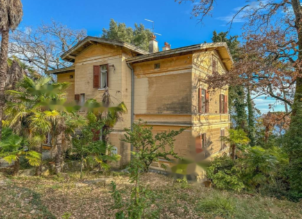 Flat for 1 600 000 euro in Opatija, Croatia