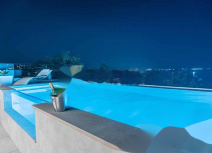 Appartamento per 1 250 000 euro a Opatija, Croazia