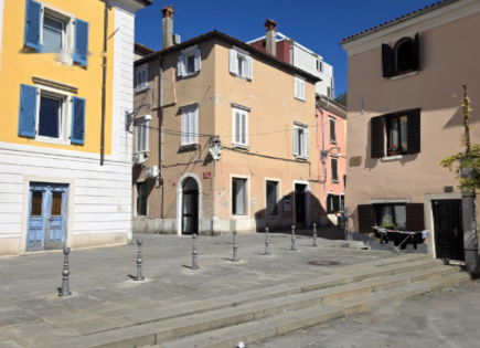 Appartement pour 145 000 Euro à Koper, Slovénie