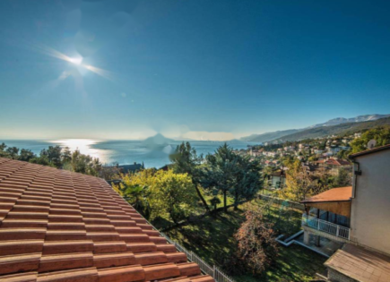Casa per 1 200 000 euro a Opatija, Croazia