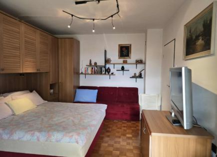 Wohnung für 250 000 euro in Koper, Slowenien