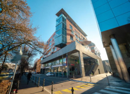 Bureau pour 1 600 000 Euro à Ljubljana, Slovénie