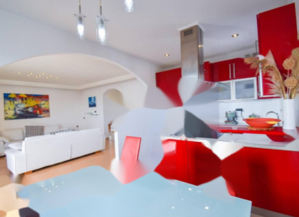 Flat for 645 000 euro in Opatija, Croatia