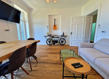 Wohnung für 640 000 euro in Opatija, Kroatien